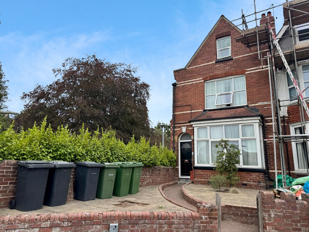 7 bed end of terrace house for sale in Barnardo Road, Exeter, EX2  - Property Image 1