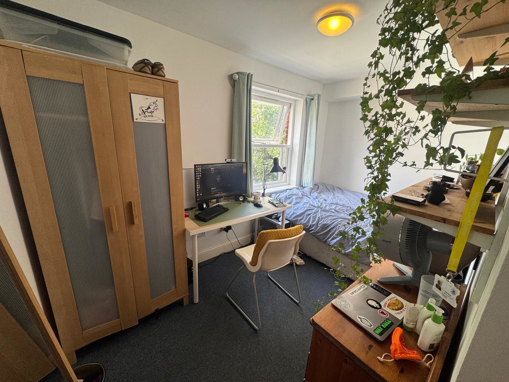 4 bed terraced house for sale in Charmian Court, Sivell Place, EX2  - Property Image 7
