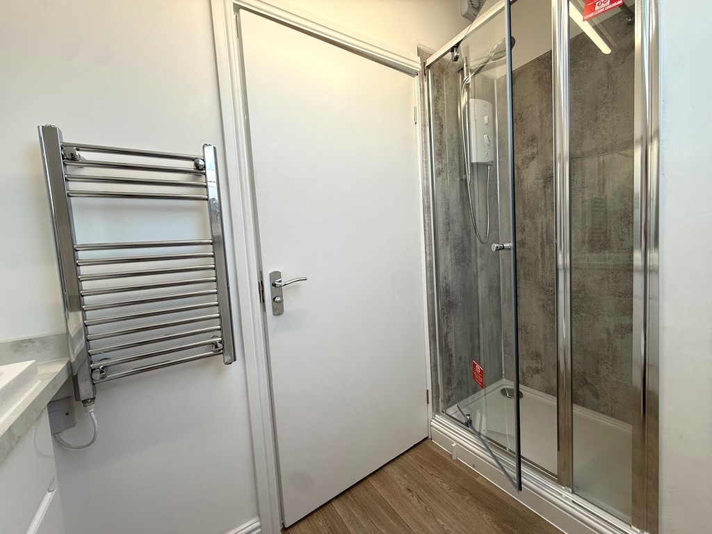 2 bed maisonette to rent in Friernhay Court, Friernhay Street 12