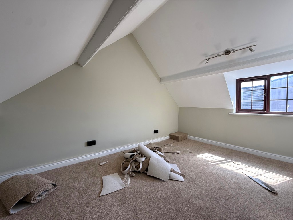 2 bed maisonette to rent in Friernhay Court, Friernhay Street 15