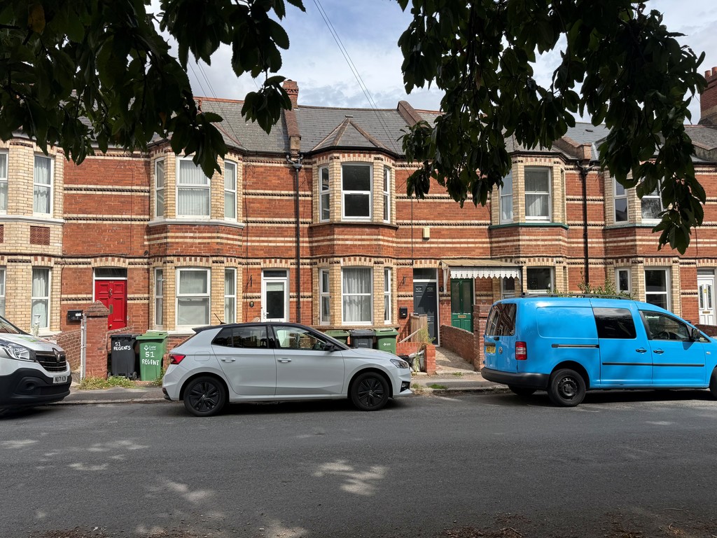 3 bed terraced house to rent in Regents Park, (Main House), Heavitree