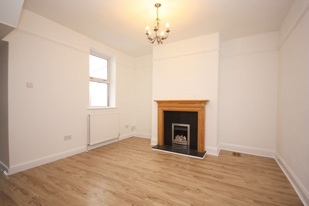 3 bed terraced house to rent in Alexandra Terrace, Broadclyst  - Property Image 4