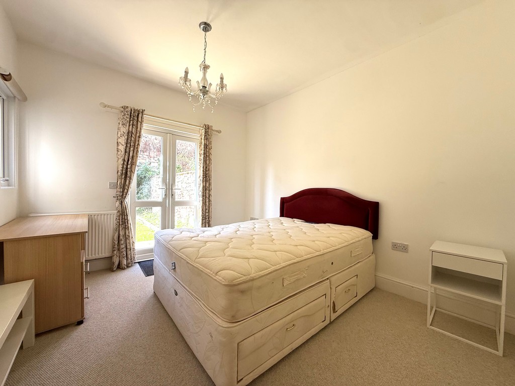 2 bed apartment to rent in Northernhay Place, Exeter, EX4  - Property Image 13