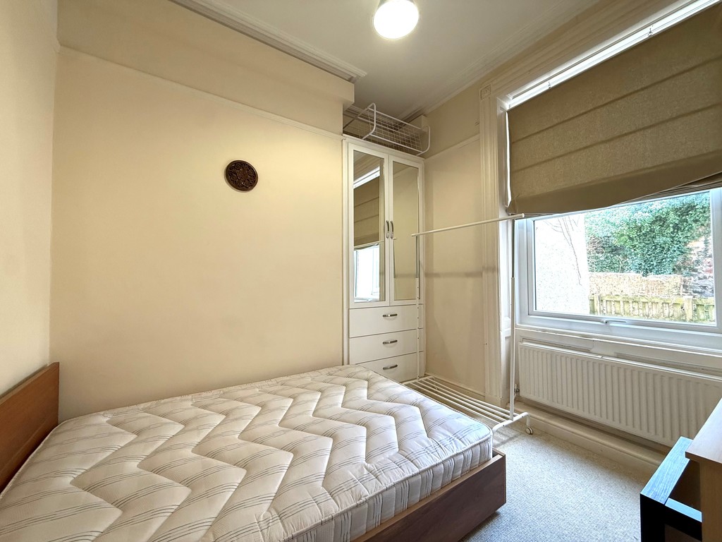 2 bed apartment to rent in Northernhay Place, Exeter, EX4  - Property Image 8