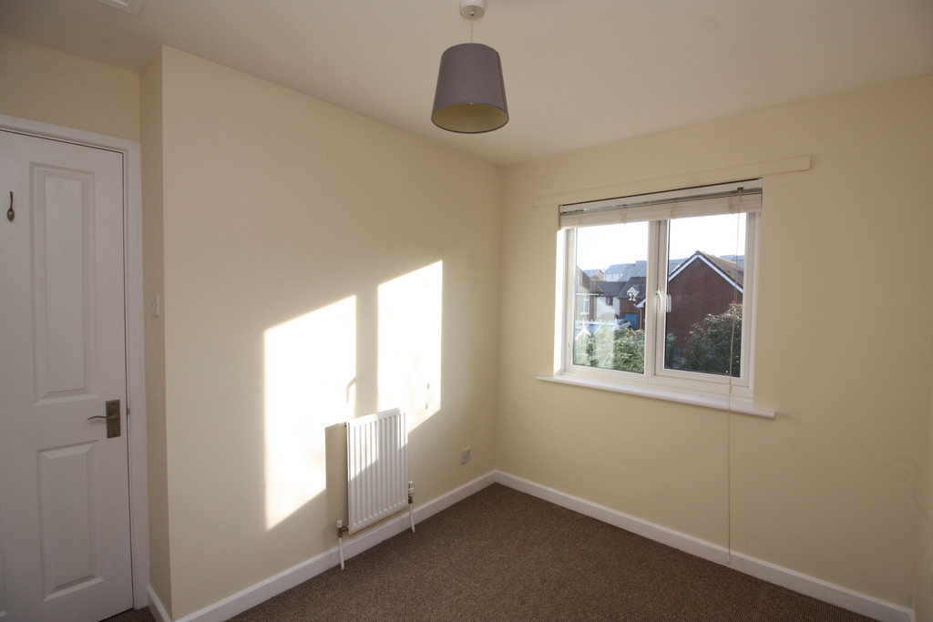 3 bed semi-detached house to rent in Grasslands Drive 8