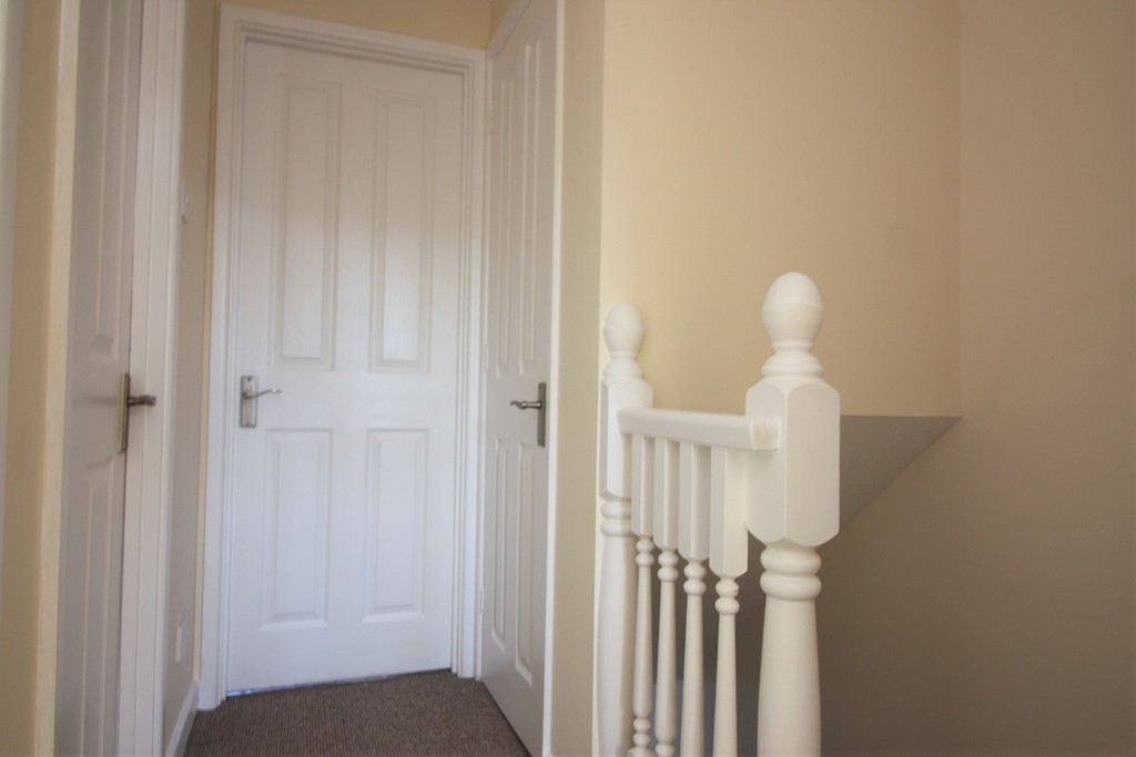 3 bed semi-detached house to rent in Grasslands Drive  - Property Image 6