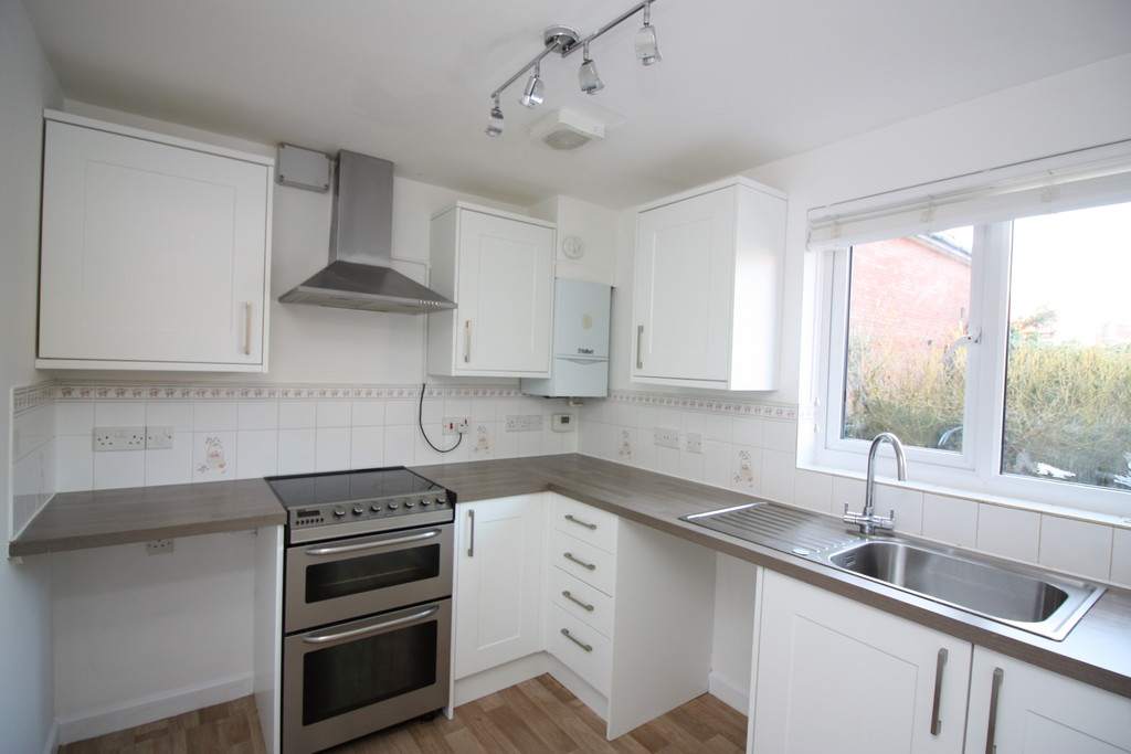 3 bed semi-detached house to rent in Grasslands Drive  - Property Image 2