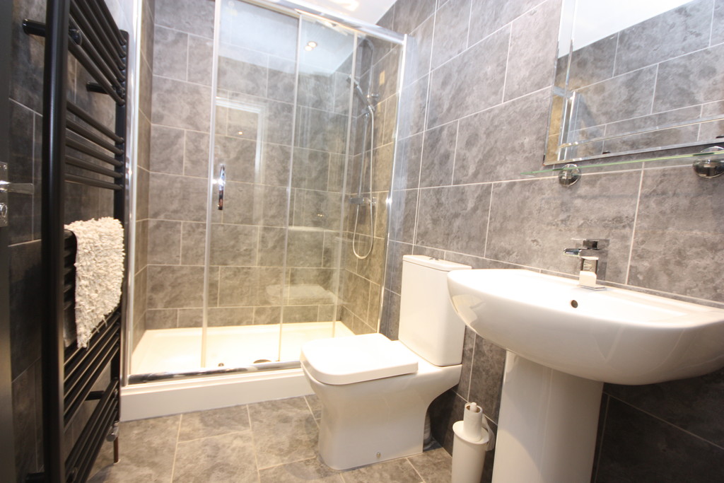 6 bed house share to rent in ROOM LETS, Alphington Road 9