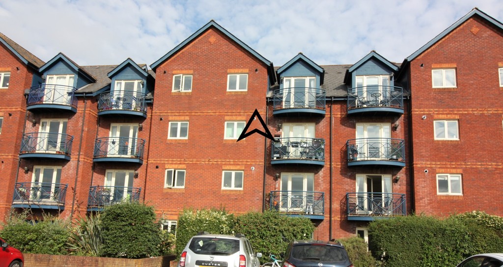2 bed apartment to rent in The Quay, Exeter 1