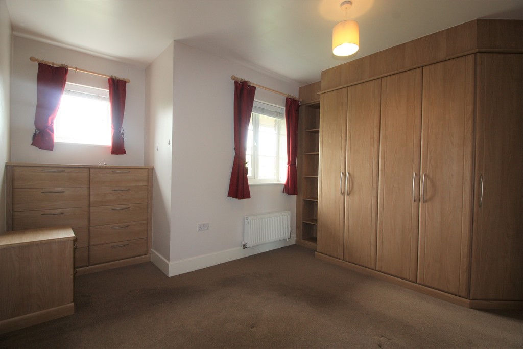 2 bed flat to rent in Russell Walk, Exeter  - Property Image 8