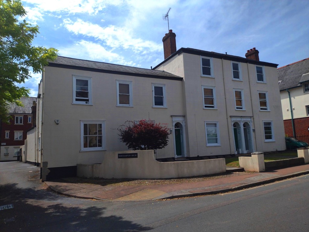 1 bed flat to rent in Shirehampton House, 35-37 St Davids Hill