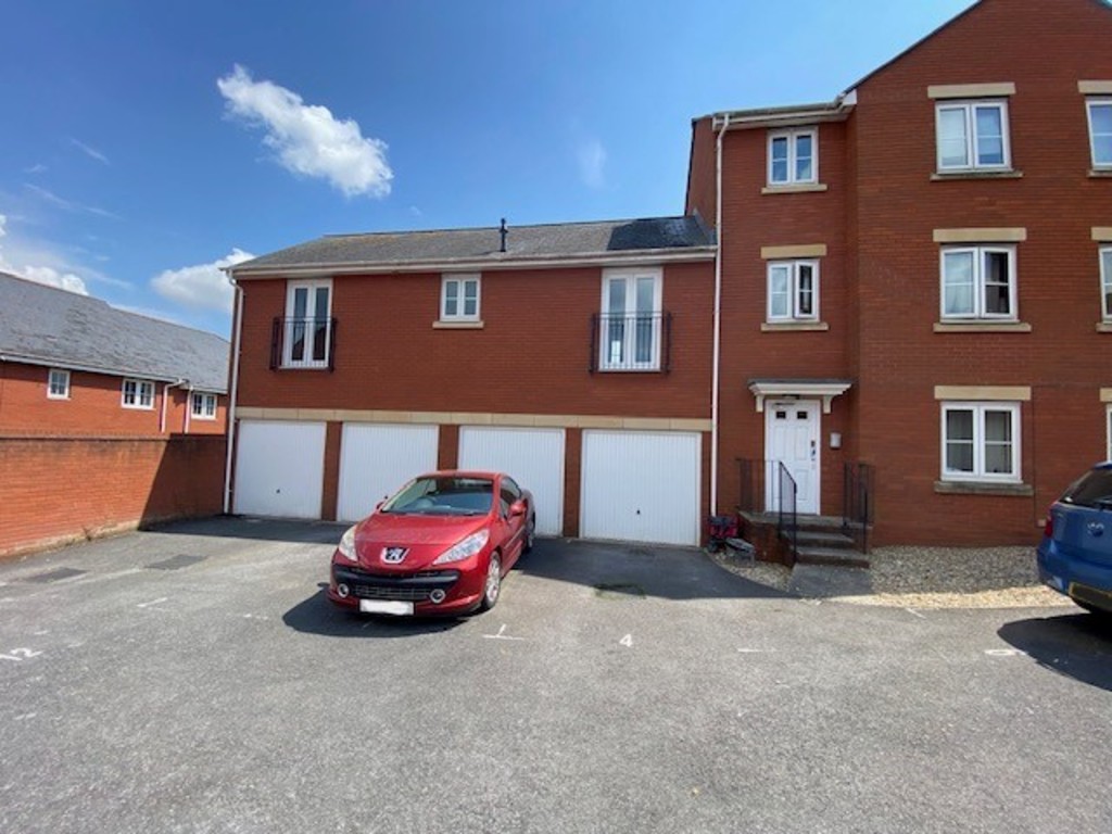 2 bed apartment to rent in Coburg Green, Exeter, EX2 - Property Image 1