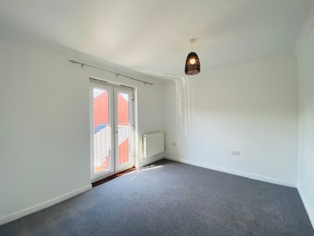 2 bed apartment to rent in Coburg Green, Exeter, EX2 6