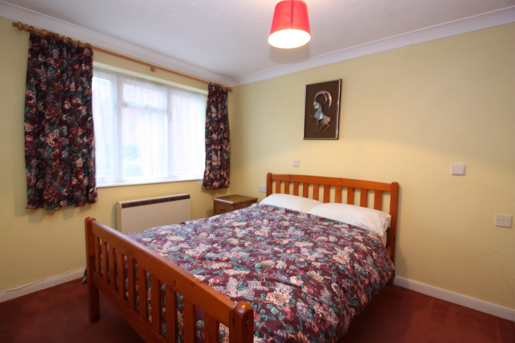 2 bed chalet to rent in Longmeadow, Broadclyst, Exeter 6