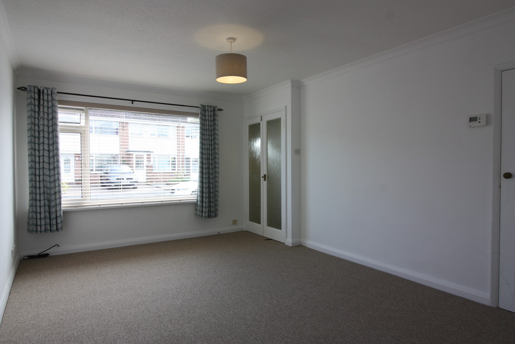 3 bed terraced house to rent in Pinhoe, Exeter 2