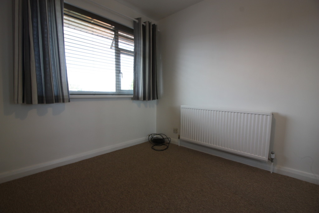 3 bed terraced house to rent in Pinhoe, Exeter 6