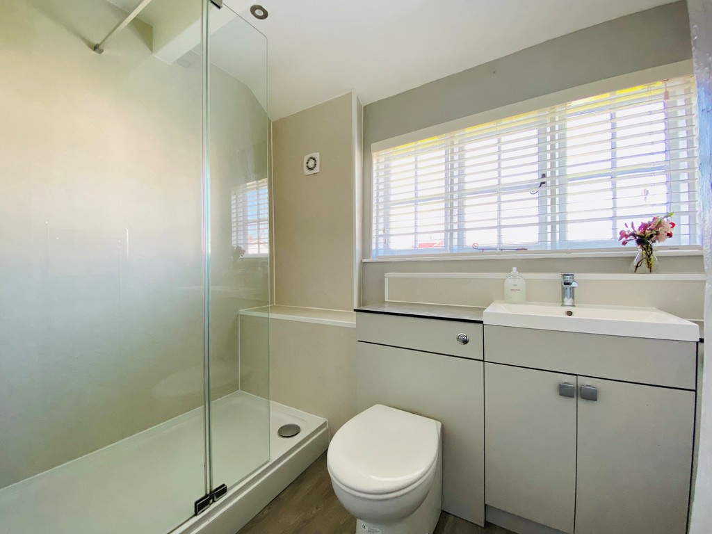 2 bed cottage to rent in Chapel Road, Alphington, Exeter 18