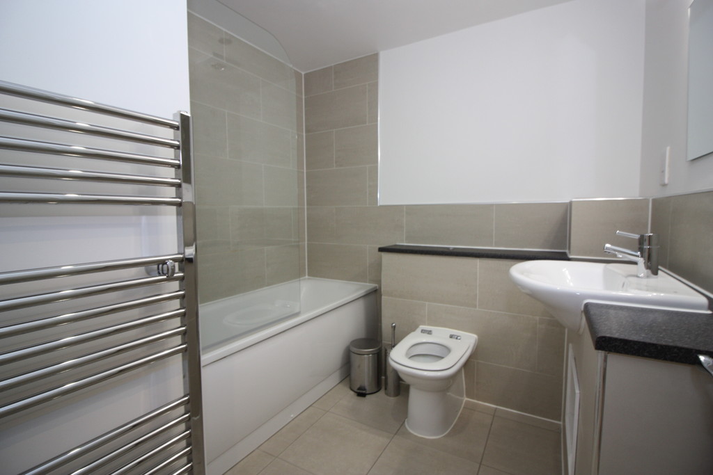 1 bed apartment to rent in Shirehampton House, 35-37 St Davids Hill, EX4 6