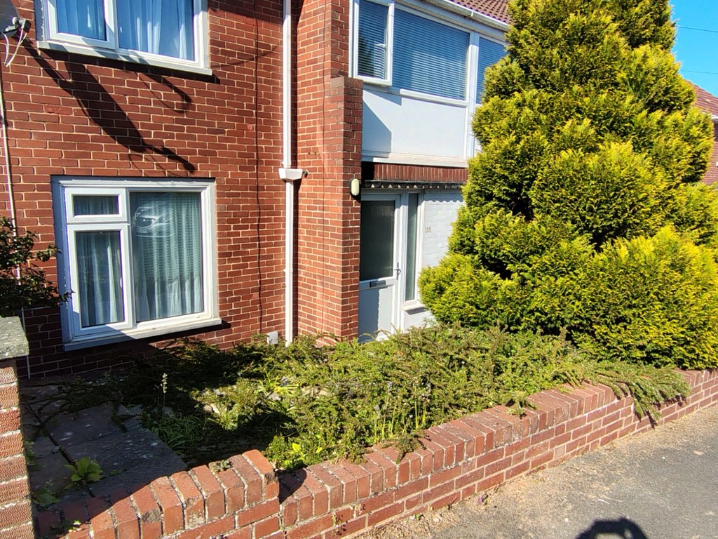 2 bed apartment to rent in Mincinglake Road 13