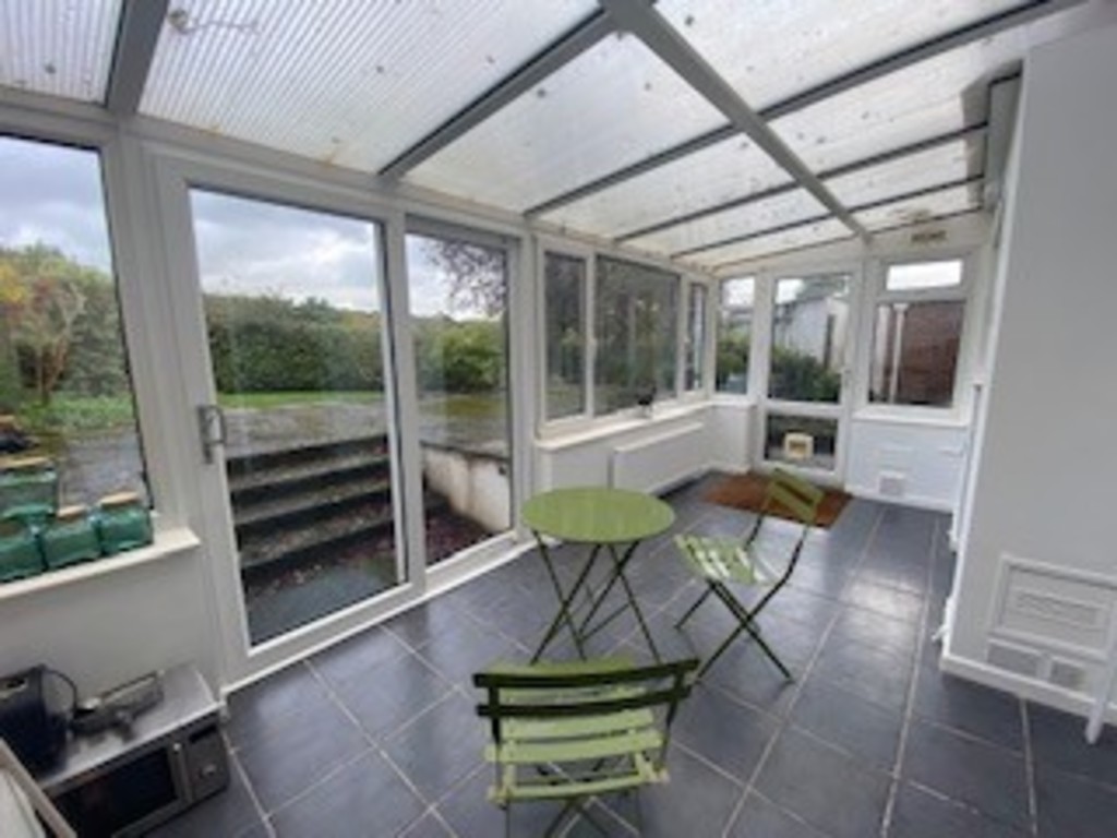 2 bed apartment to rent in Mincinglake Road 1
