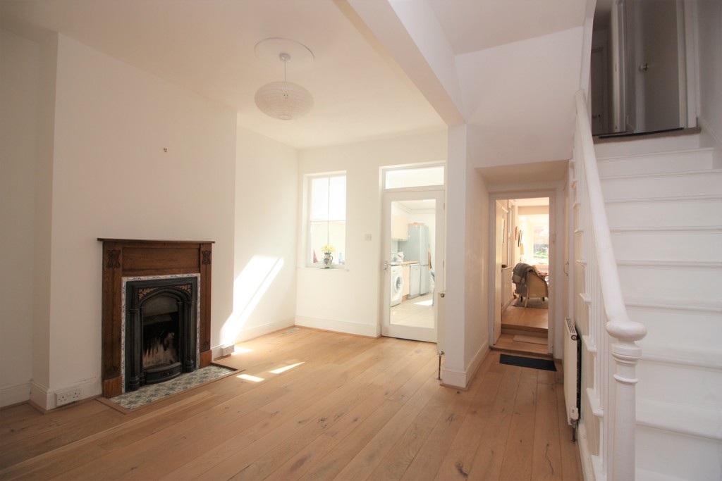 4 bed semi-detached house to rent in South Avenue, Exeter, EX1  - Property Image 9