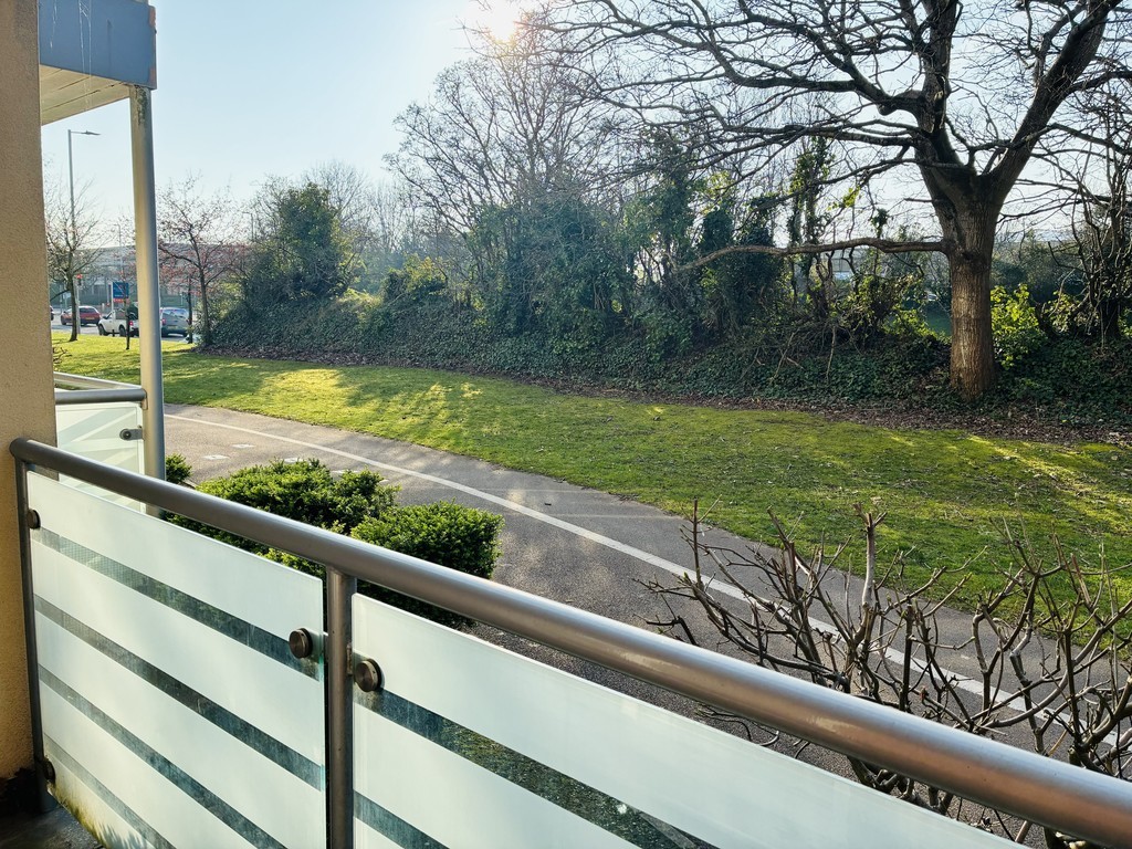 2 bed apartment to rent in Heraldry Walk 11