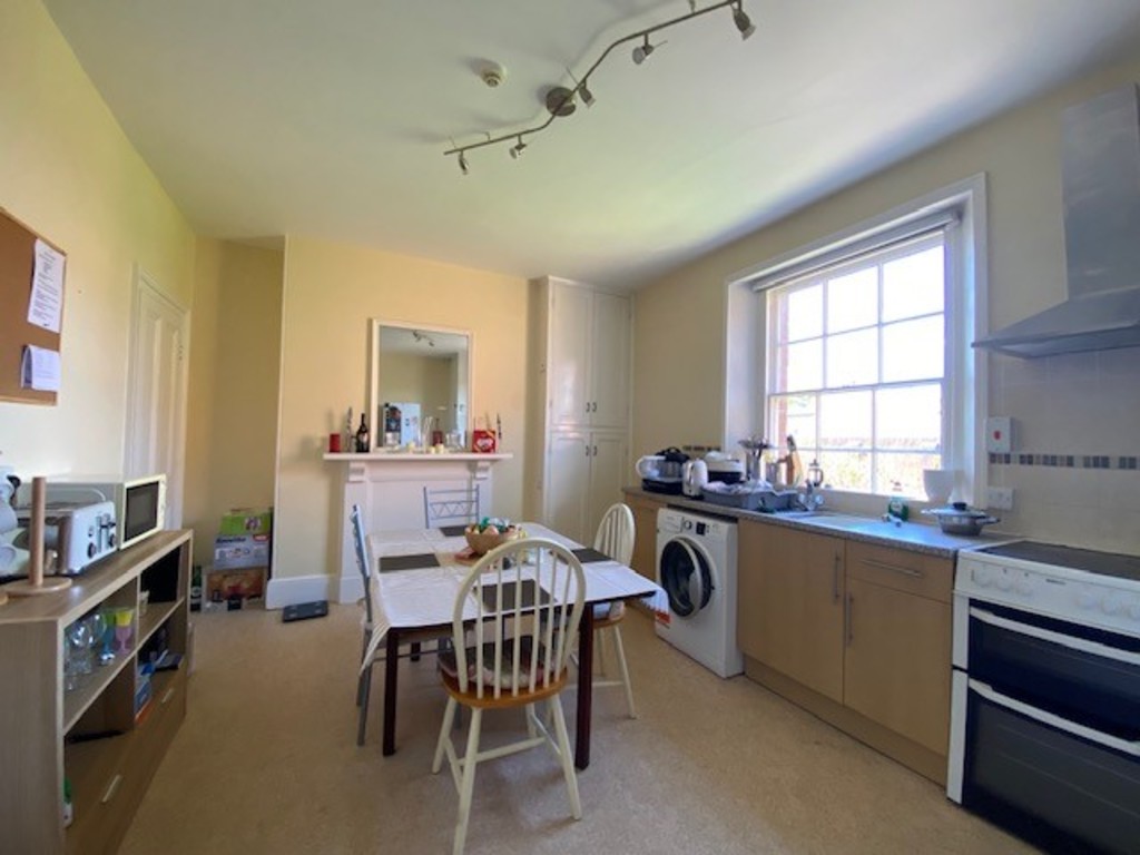 3 bed apartment to rent in New North Road, Exeter, EX4 1