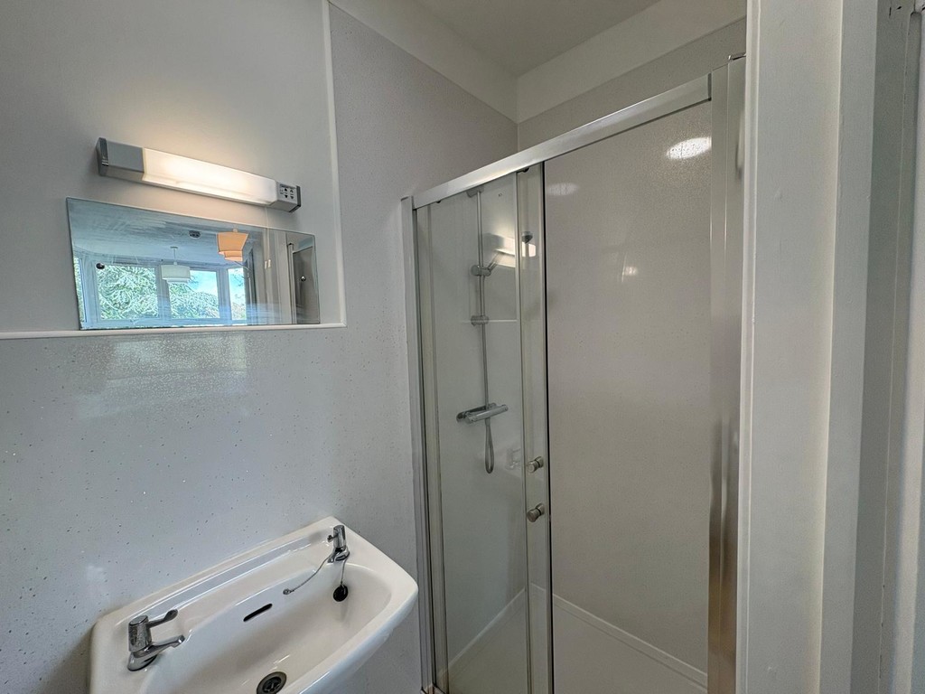1 bed studio flat to rent in Cowick Street  - Property Image 8