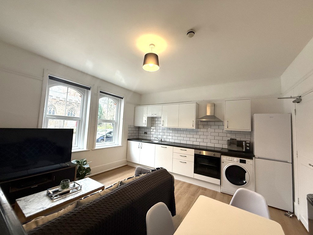 1 bed apartment to rent in Cowick Street 3