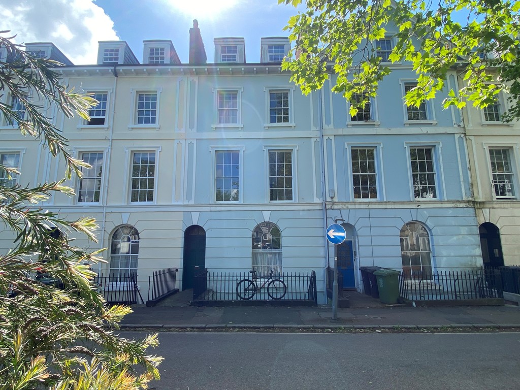 2 bed apartment for sale in Richmond Road, Exeter  - Property Image 1