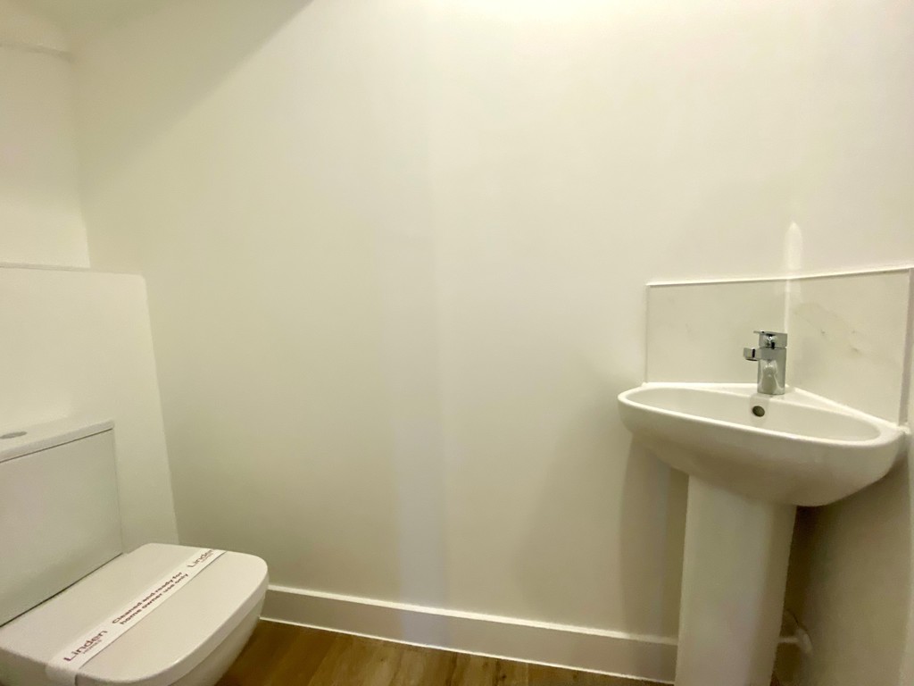 3 bed town house to rent in Granite Rise, Pinhoe, EX4  - Property Image 8