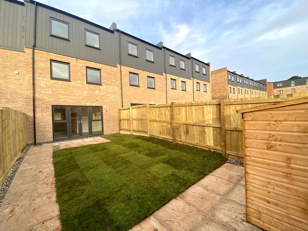 3 bed town house to rent in Granite Rise, Pinhoe, EX4 - Property Image 1