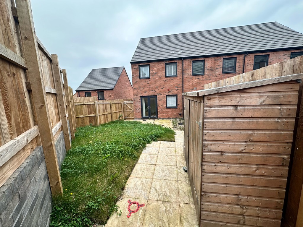 2 bed end of terrace house to rent in 61 Quarry Heights  - Property Image 11