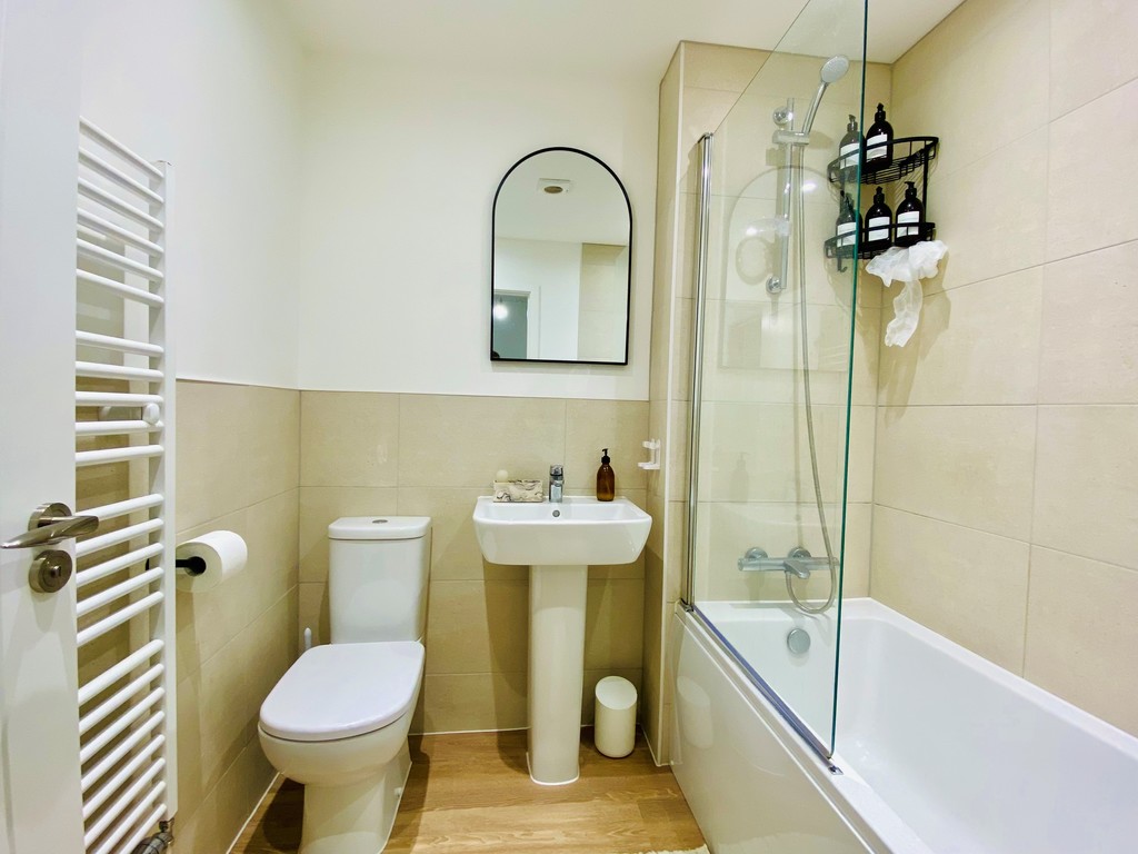 2 bed end of terrace house to rent in 61 Quarry Heights  - Property Image 9