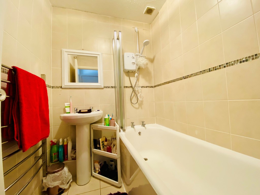 2 bed terraced house for sale in Tower Gardens, Crediton 10