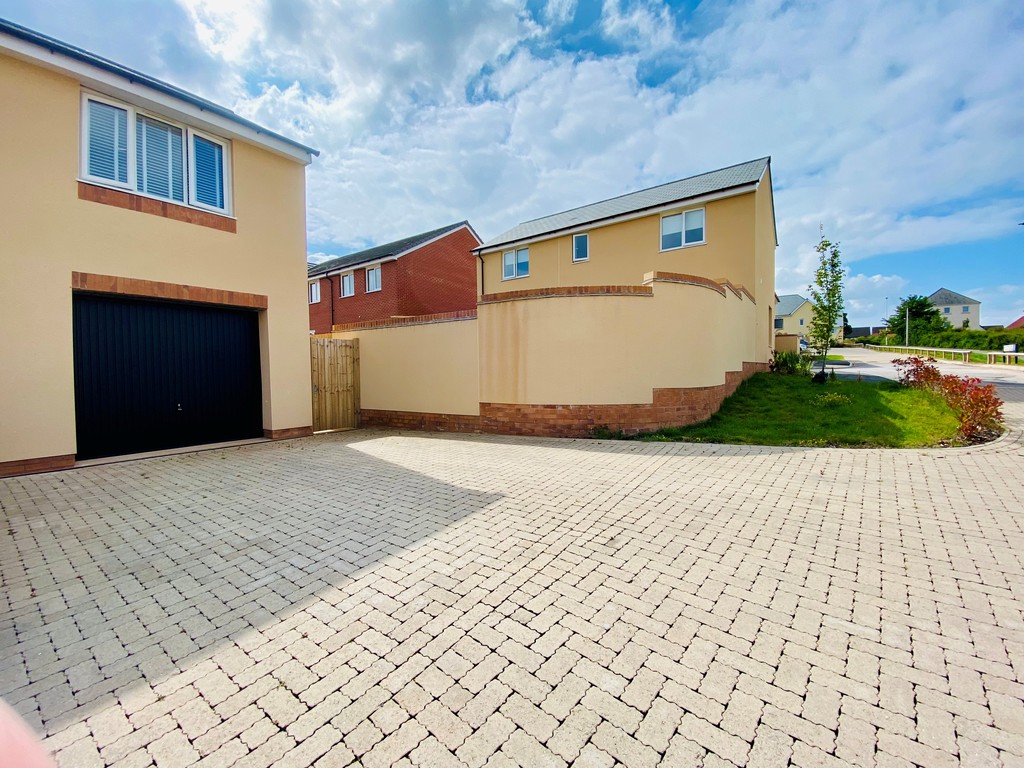 4 bed detached house for sale in Calves Close, Cranbrook, Exeter  - Property Image 23