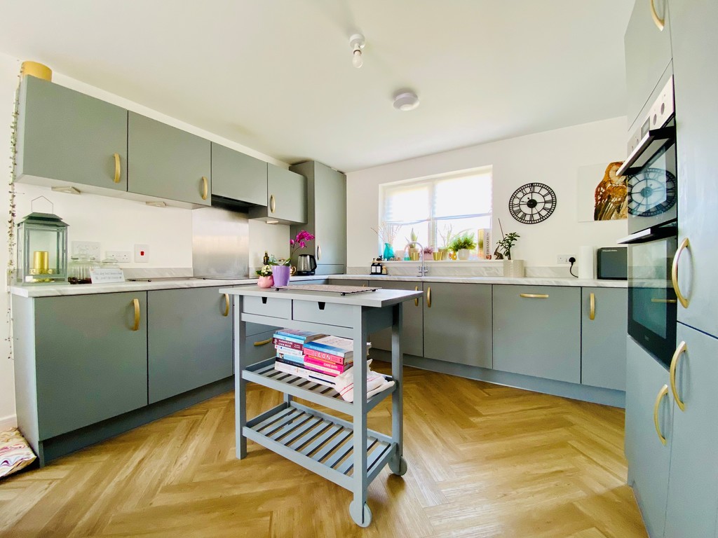 4 bed detached house for sale in Calves Close, Cranbrook, Exeter  - Property Image 3