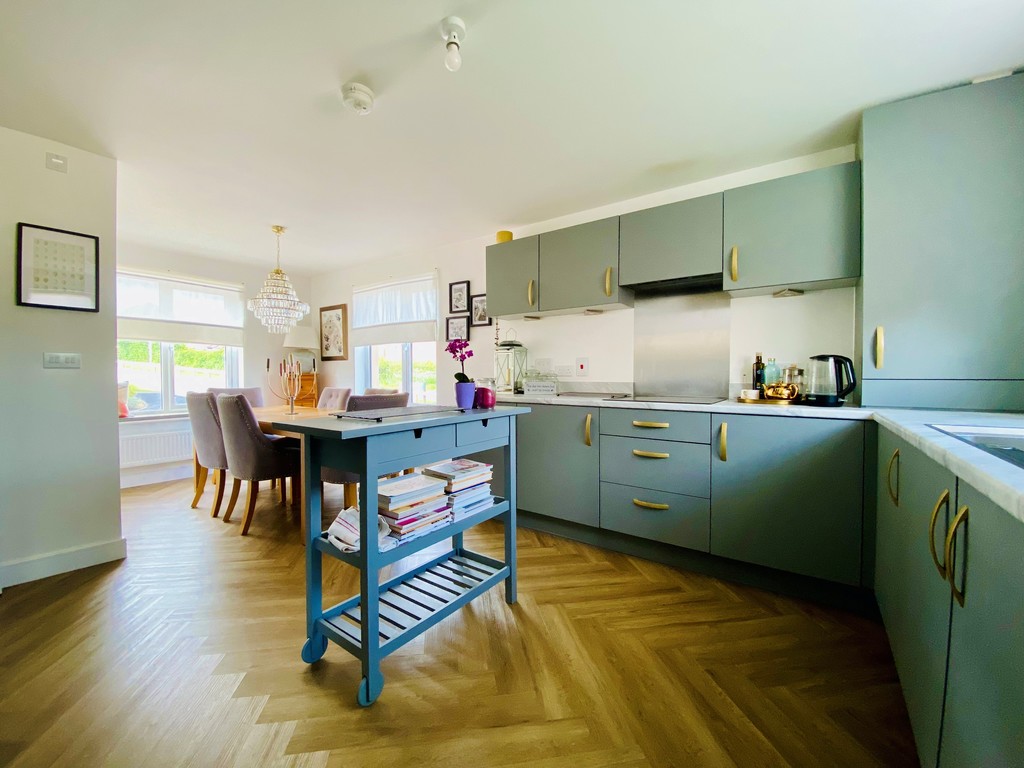 4 bed detached house for sale in Calves Close, Cranbrook, Exeter  - Property Image 7