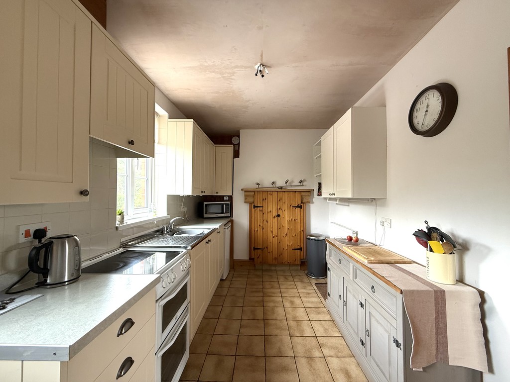 3 bed semi-detached house to rent in Court Barton Cottages, Venny Tedburn, EX17 1