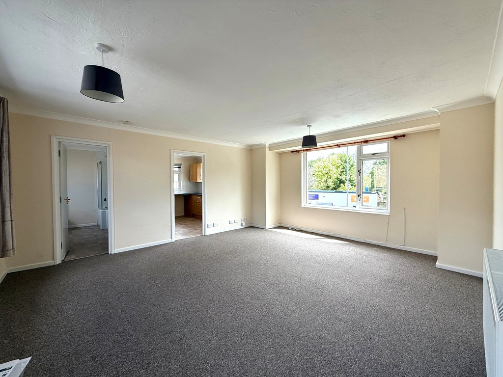 3 bed apartment to rent in - Exeter Road, Cullompton, EX15  - Property Image 5