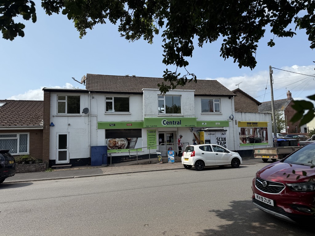 3 bed apartment to rent in - Exeter Road, Cullompton, EX15  - Property Image 1