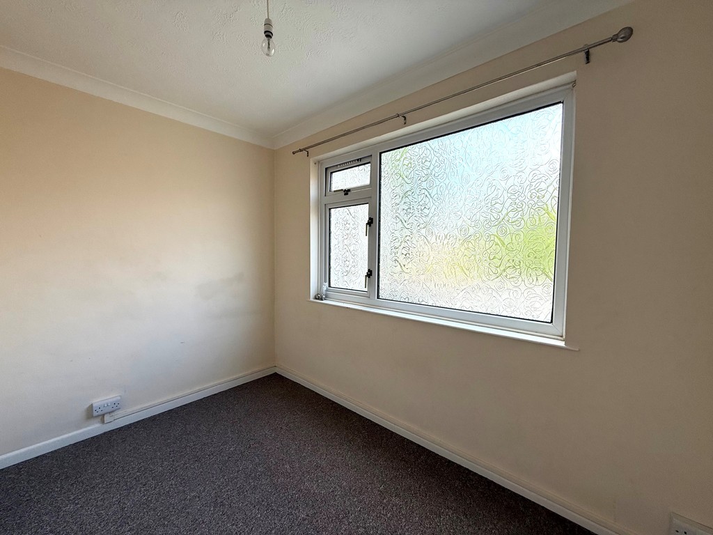 3 bed apartment to rent in - Exeter Road, Cullompton, EX15 9