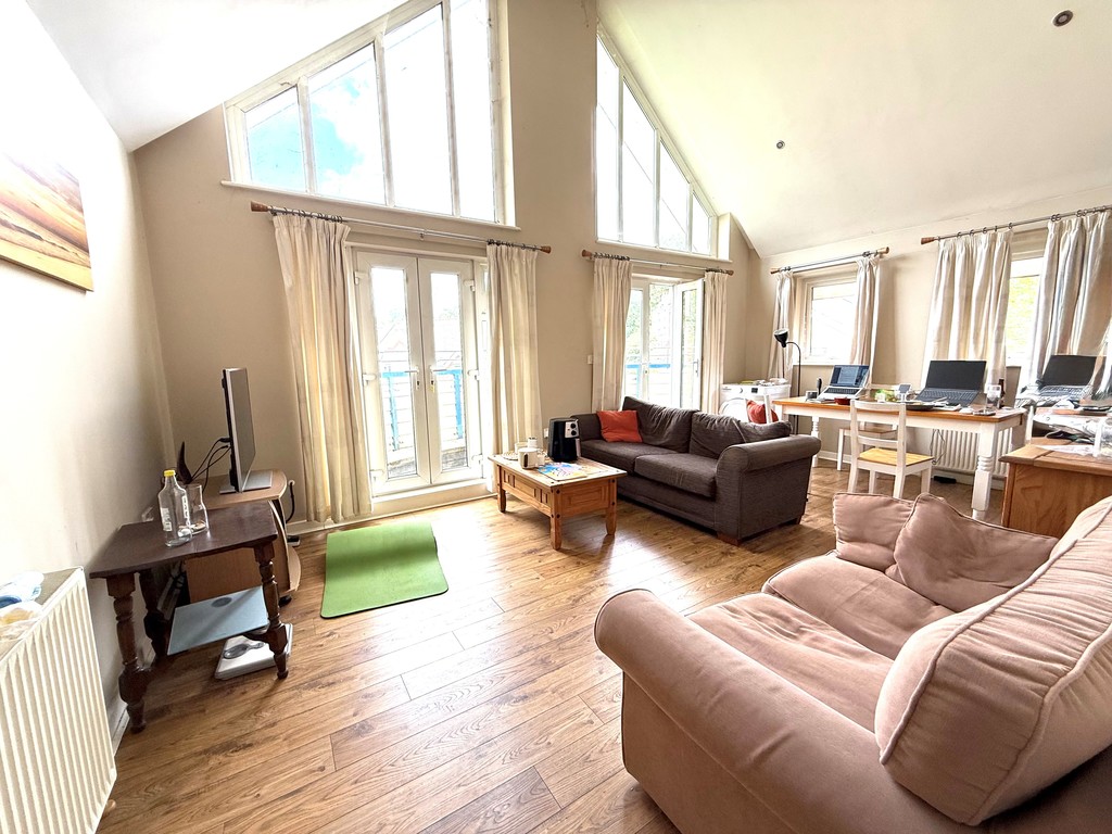 3 bed apartment to rent in Powhay Mills, Tudor Street  - Property Image 3