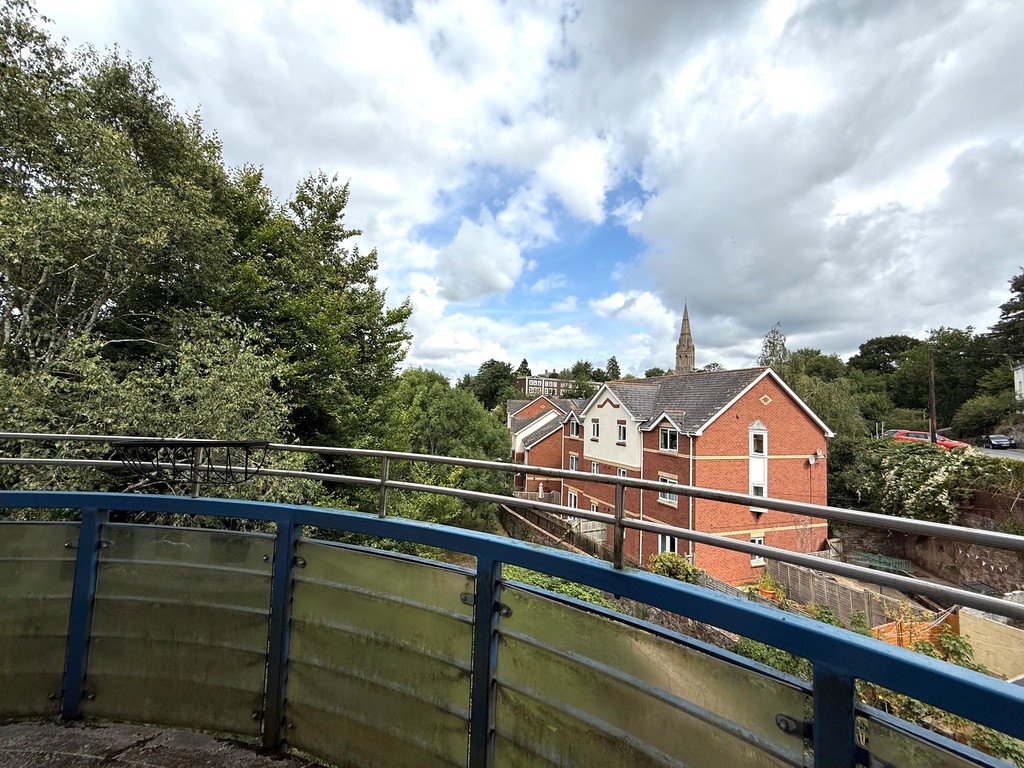 3 bed apartment to rent in Powhay Mills, Tudor Street  - Property Image 4