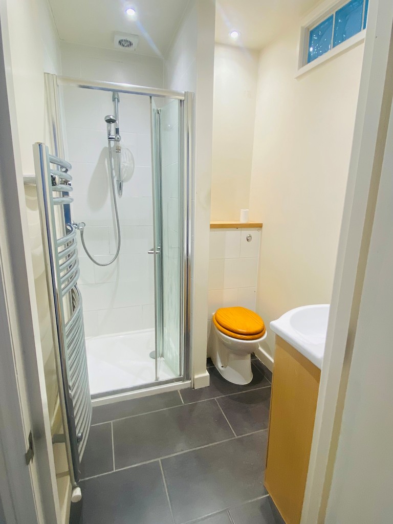 1 bed flat for sale in Oxford Road, Exeter, EX4  - Property Image 5