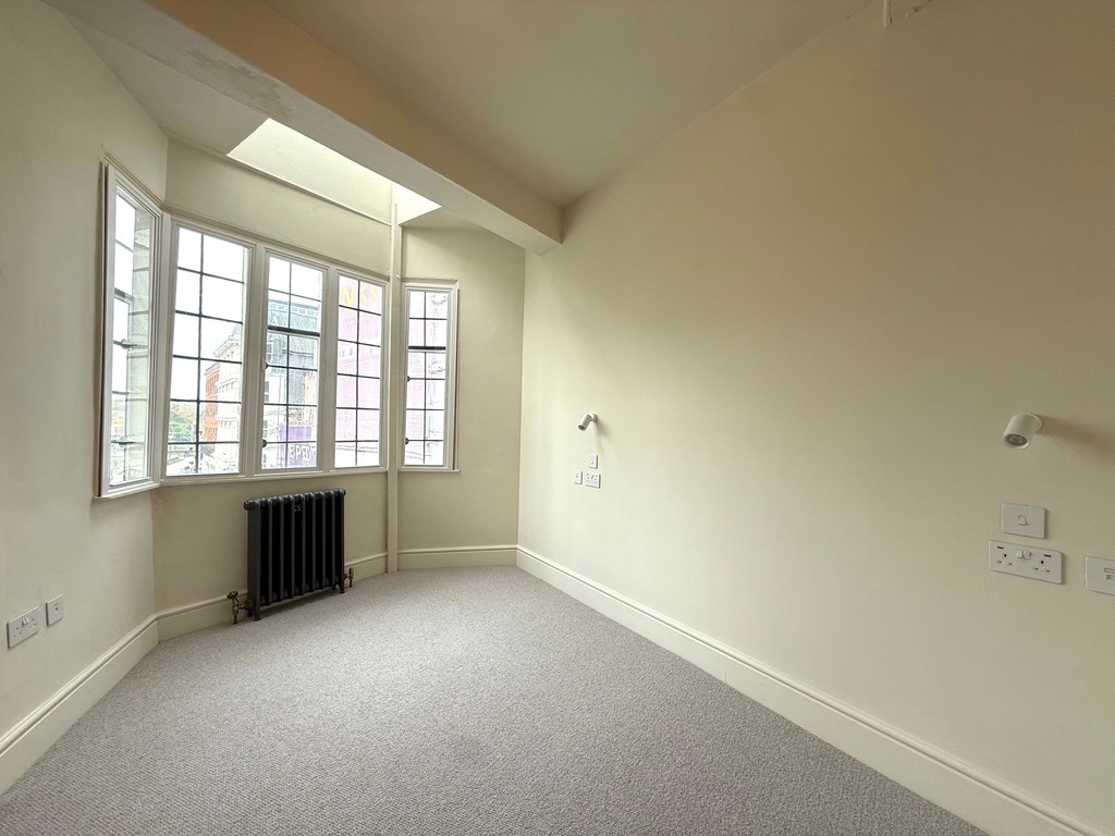 2 bed terraced house to rent in Catherine Street, Exeter, EX1  - Property Image 17