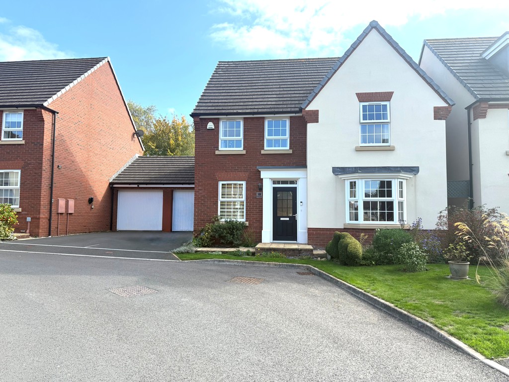 4 bed detached house for sale in Veysey Close, Exeter, EX2
