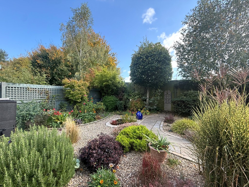 4 bed detached house for sale in Veysey Close, Exeter, EX2  - Property Image 7