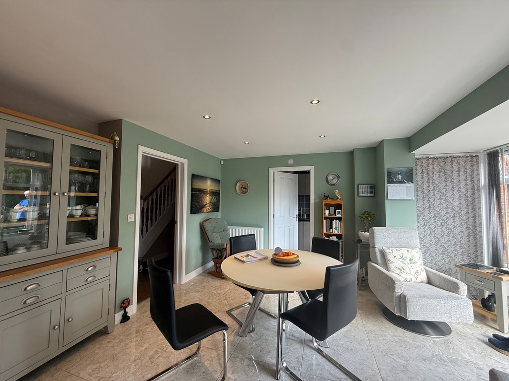 4 bed detached house for sale in Veysey Close, Exeter, EX2  - Property Image 4