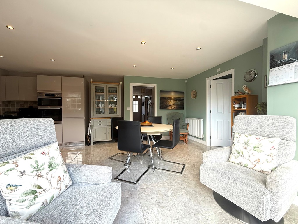 4 bed detached house for sale in Veysey Close, Exeter, EX2  - Property Image 17